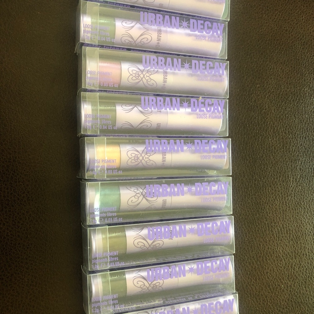 Urban Decay Loose Pigment Shadows
